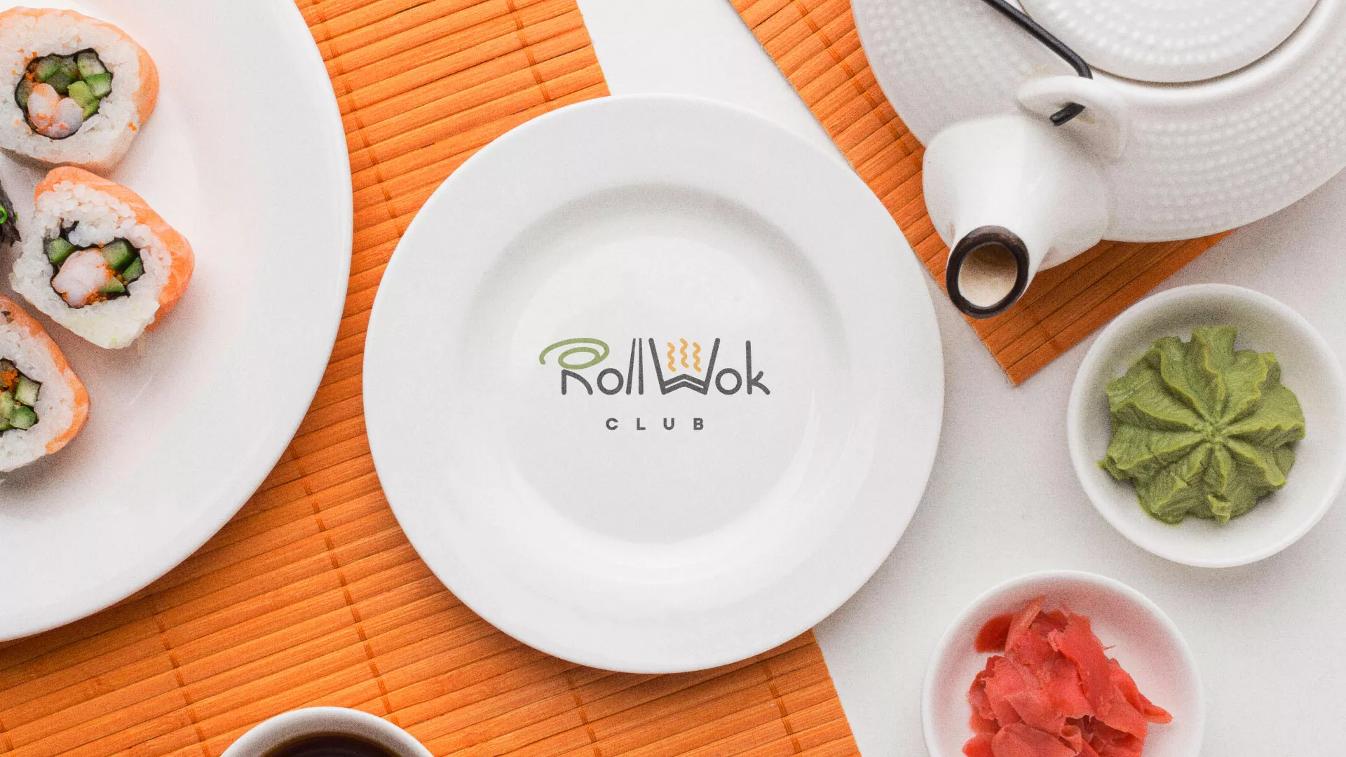 Разработка логотипа и фирменного стиля суши-бара «Roll Wok Club» в Дзержинском